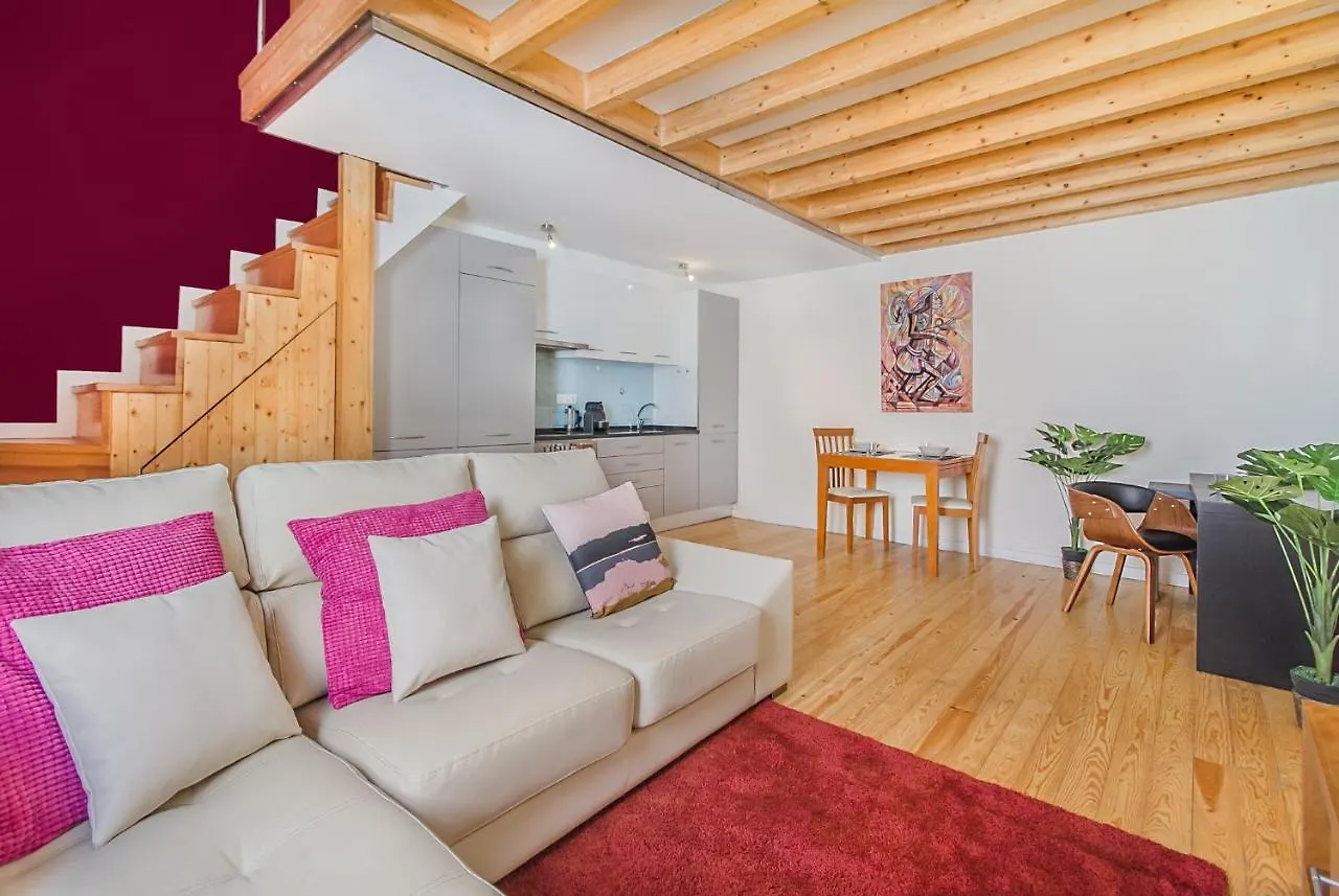 Graca Cozy Duplex Apartment Lisbon Portugal
